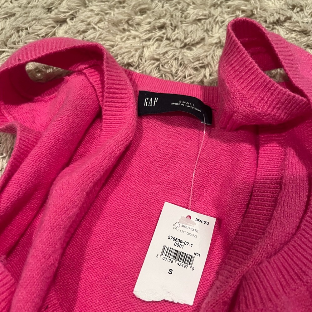 GAP Pink Tank Top - Picture 2 of 3